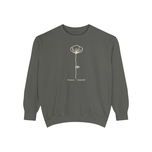 He Sees Me DTG Women's Sweatshirt